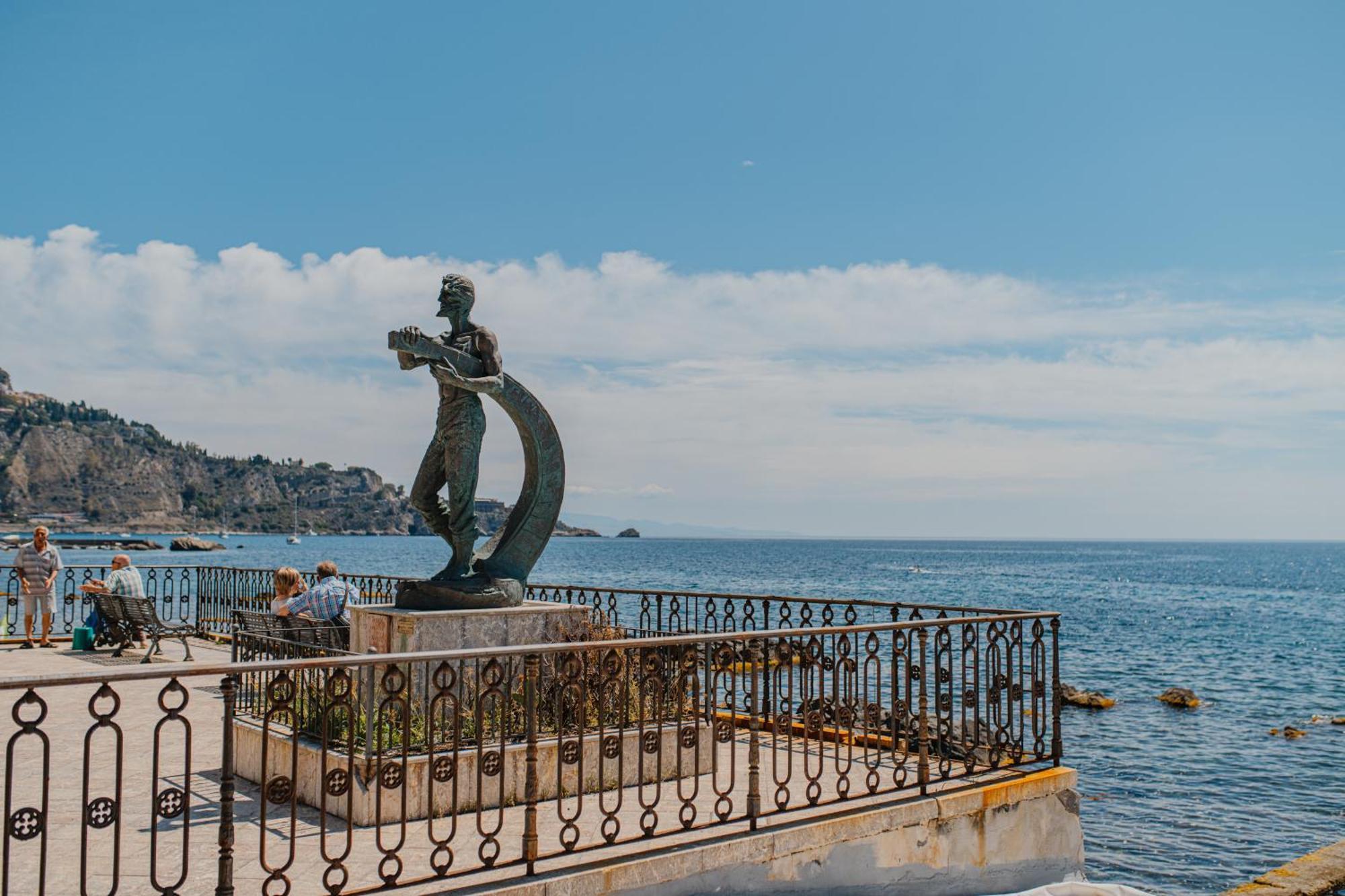 Frangimare Holiday Home Giardini Naxos Bagian luar foto